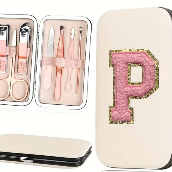 Letter P Travel Nail Manicure Kit Set Vacay Spa Gold Pink Cream Stocking Stuffer - Picture 1 of 3